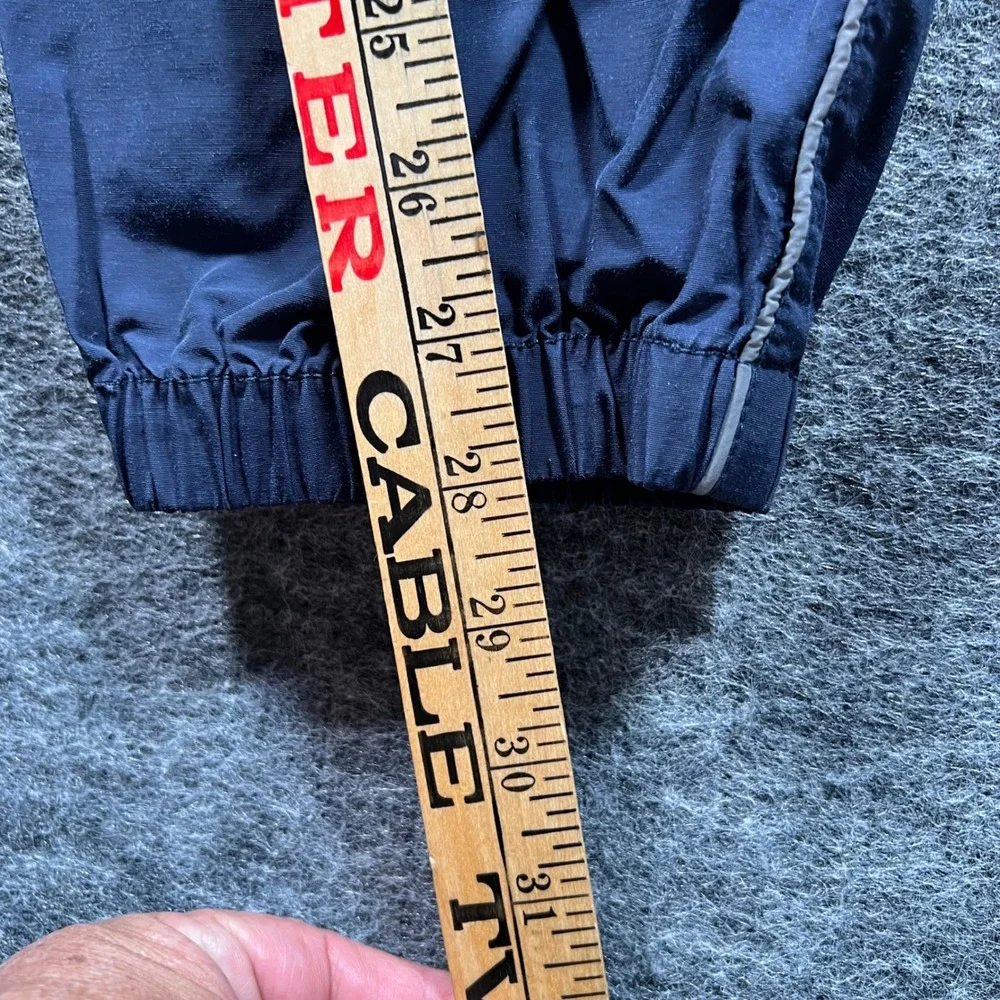 PacSun 17 detail solid